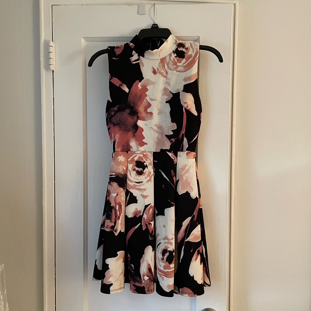 Flower skater dress Forever 21